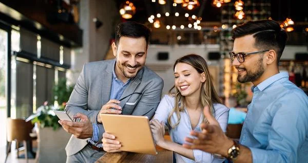 10 Essential Employee Engagement Survey Questions