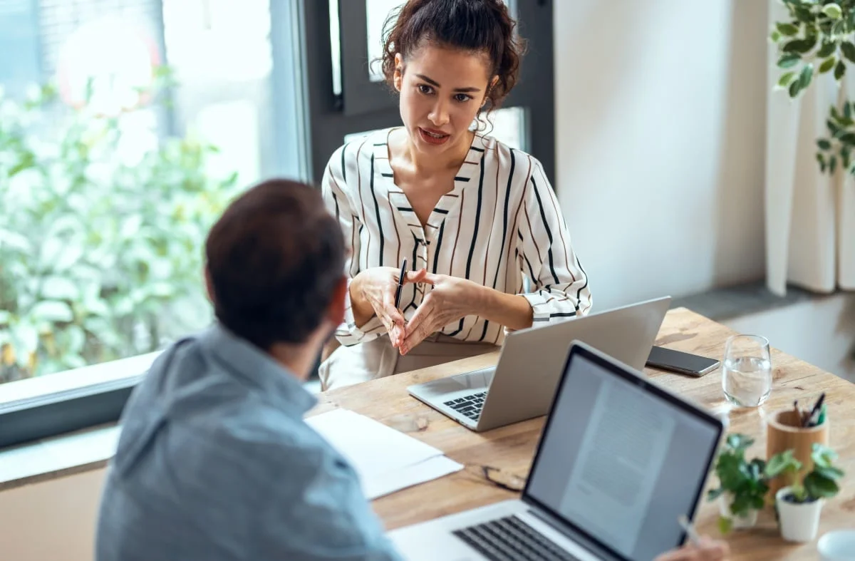 Woman Meeting With Co Worker – 1200px